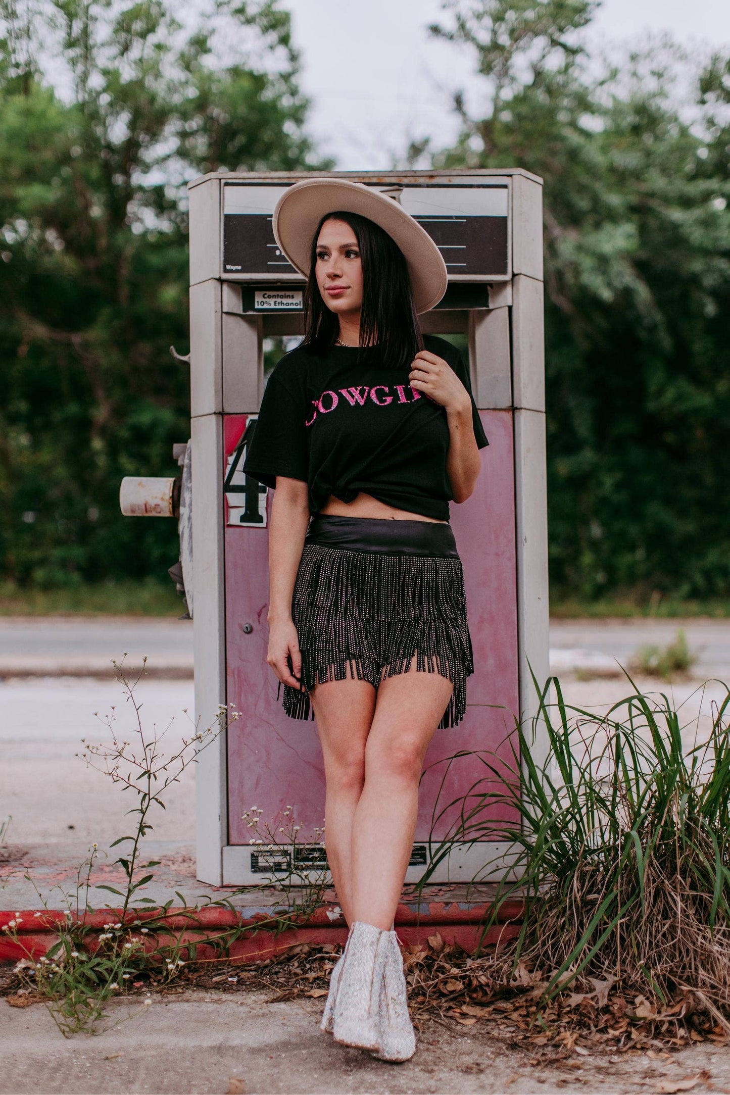 MK406 Cowgirl 3D Pink Sequin Embroidered Tee