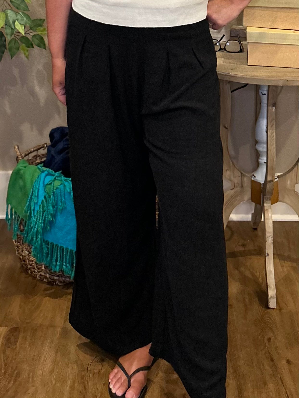 Pleated Cropped Palazzo Linen Pant - Sweetwater Boutique