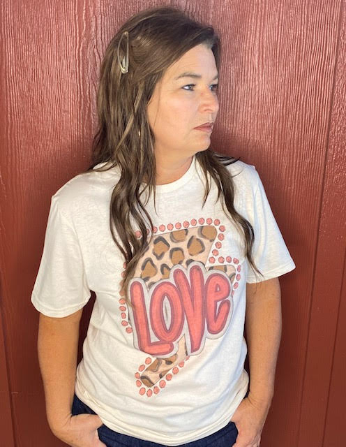 Love Tee - Sweetwater Boutique