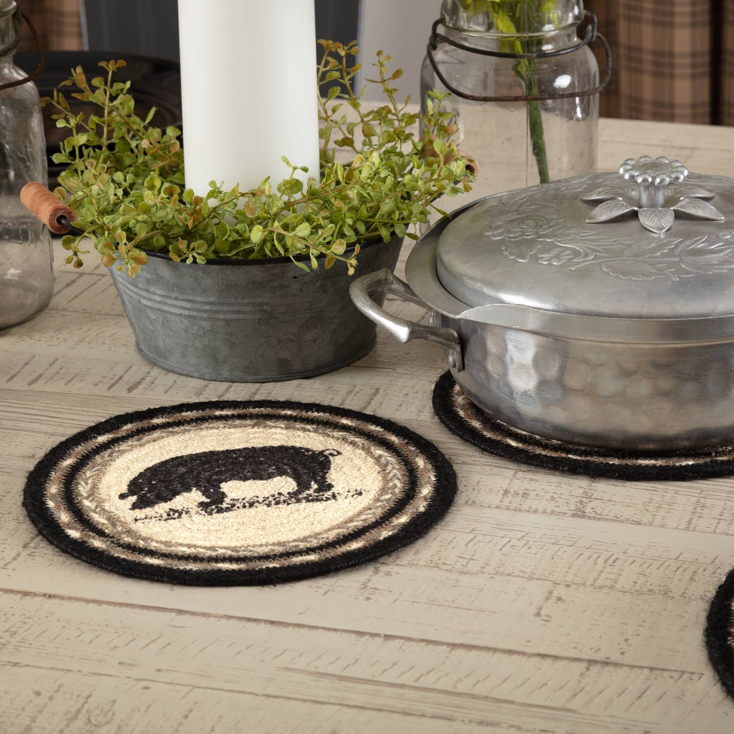 Charcoal Pig Jute Trivet 8"